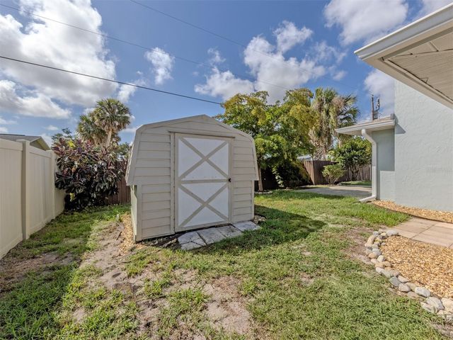 541 CARMEL ROAD, Venice, FL 34293