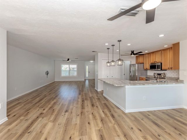 541 CARMEL ROAD, Venice, FL 34293