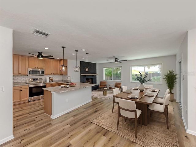 541 CARMEL ROAD, Venice, FL 34293