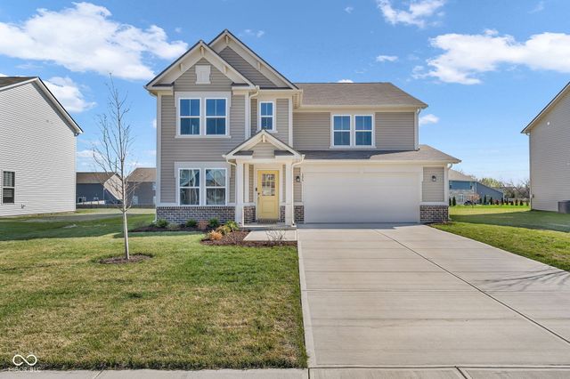 396 Weaver Lane, Pittsboro, IN 46167