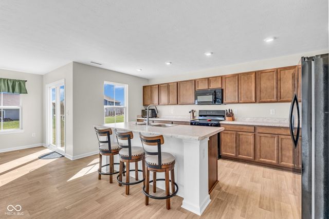 396 Weaver Lane, Pittsboro, IN 46167