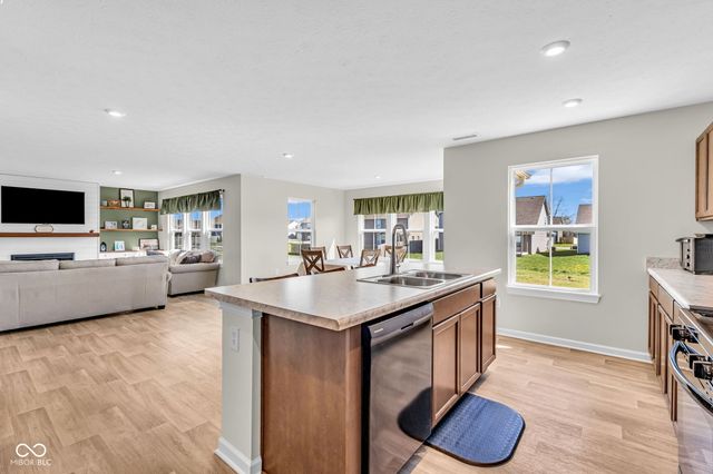 396 Weaver Lane, Pittsboro, IN 46167