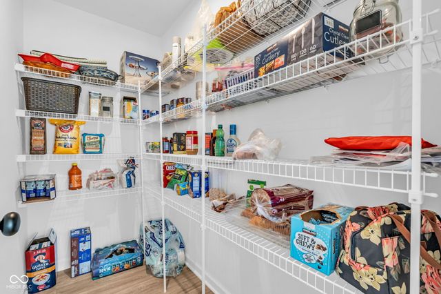 396 Weaver Lane, Pittsboro, IN 46167