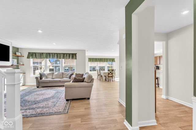 396 Weaver Lane, Pittsboro, IN 46167