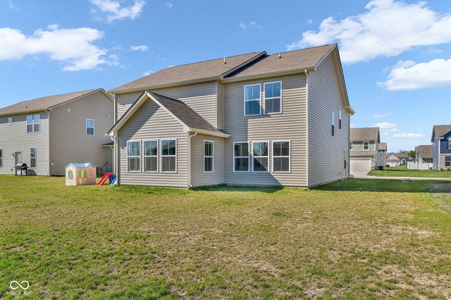 396 Weaver Lane, Pittsboro, IN 46167