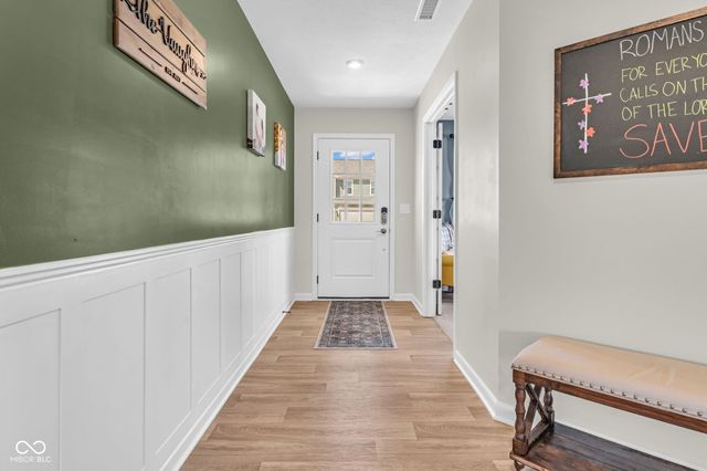 396 Weaver Lane, Pittsboro, IN 46167