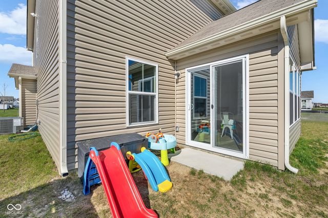 396 Weaver Lane, Pittsboro, IN 46167