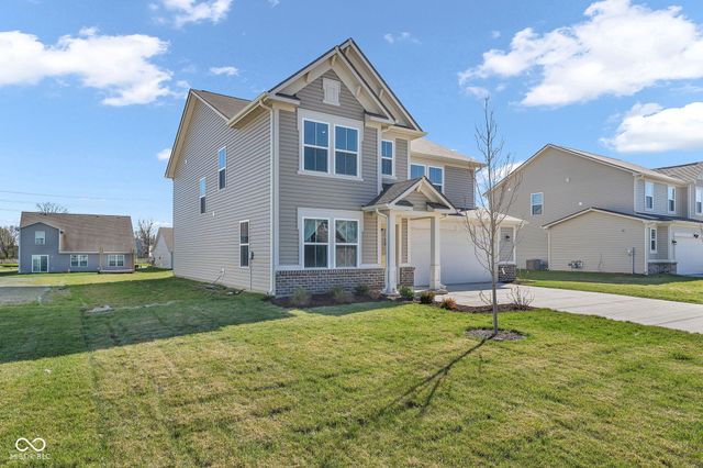 396 Weaver Lane, Pittsboro, IN 46167