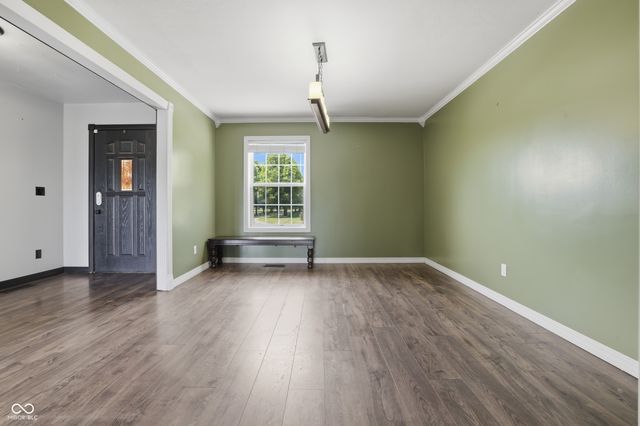 8123 N 675 E, Bainbridge, IN 46105