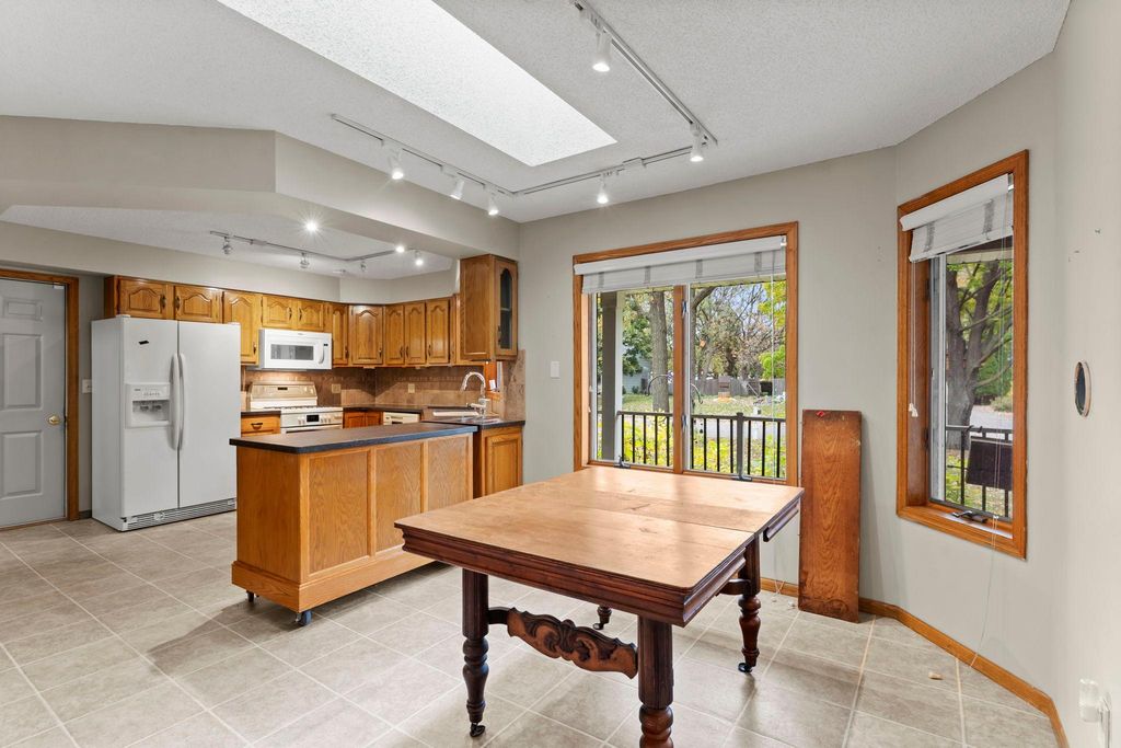 12354 Magnolia Circle NW, Coon Rapids, MN 55448 — photo 4