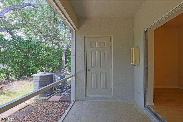 8029 Casa Palermo CIR, Fort Myers, FL 33966