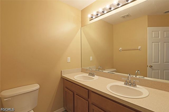 8029 Casa Palermo CIR, Fort Myers, FL 33966