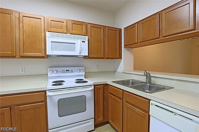 8029 Casa Palermo CIR, Fort Myers, FL 33966