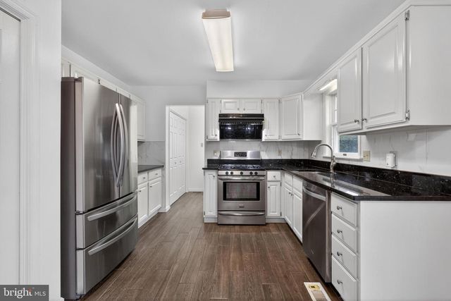 2 WINDSOR WAY, Camp Hill, PA 17011