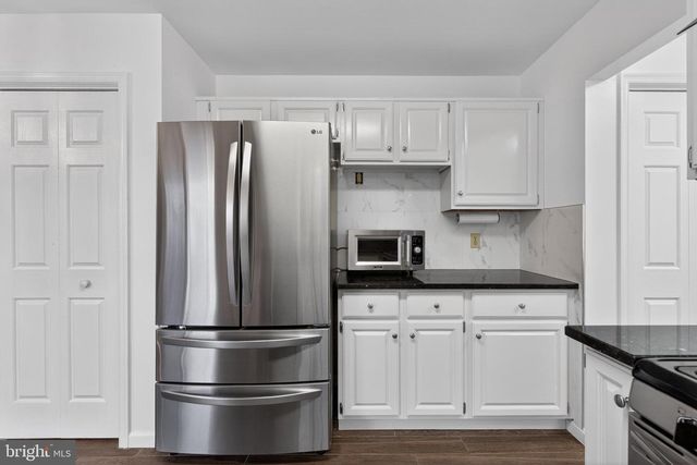2 WINDSOR WAY, Camp Hill, PA 17011