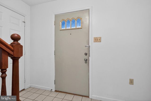 2 WINDSOR WAY, Camp Hill, PA 17011