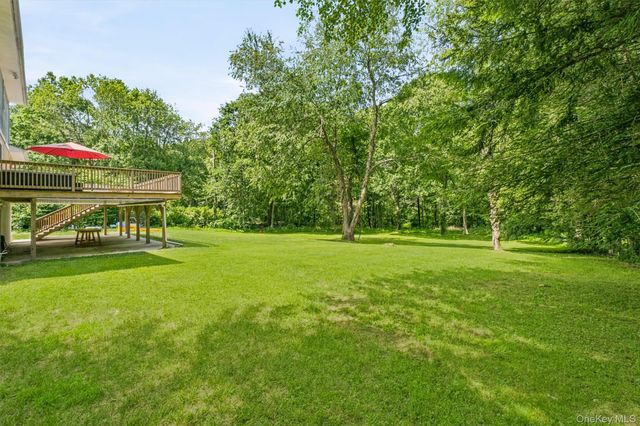 63 Hunt Road, Wallkill, NY 12589