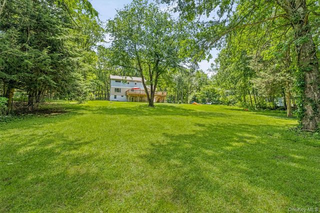 63 Hunt Road, Wallkill, NY 12589