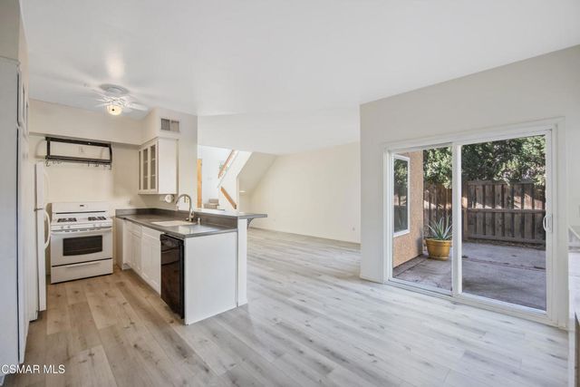 11833 Nightingale Street, Moorpark, CA 93021