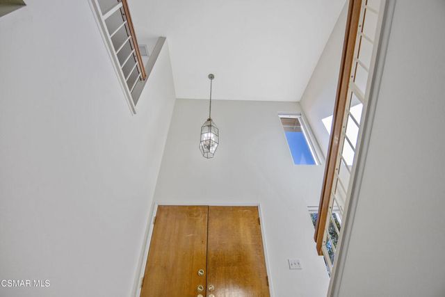 11833 Nightingale Street, Moorpark, CA 93021