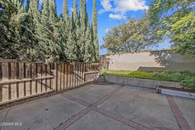 11833 Nightingale Street, Moorpark, CA 93021