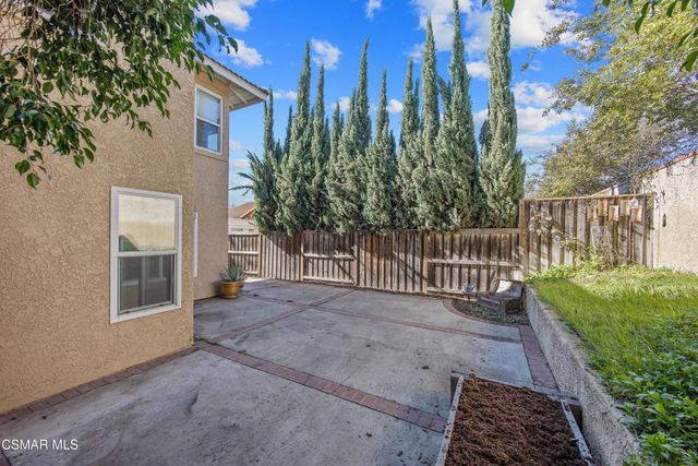 11833 Nightingale Street, Moorpark, CA 93021