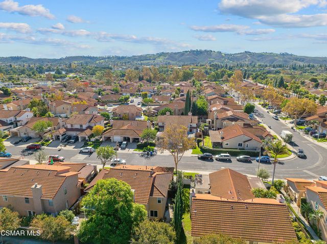 11833 Nightingale Street, Moorpark, CA 93021