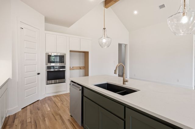 910 Sandpiper Drive, Aledo, TX 76008