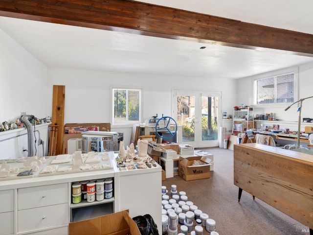 1059 W Standley St, Ukiah, CA 95482