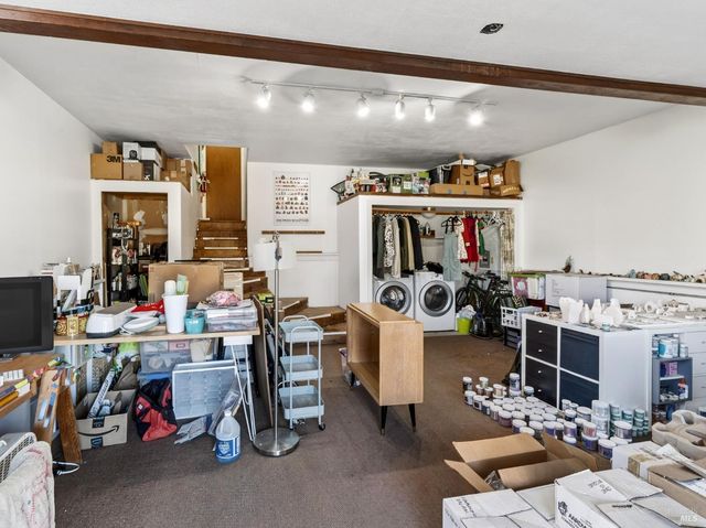 1059 W Standley St, Ukiah, CA 95482