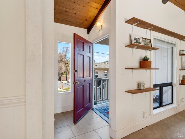 1059 W Standley St, Ukiah, CA 95482