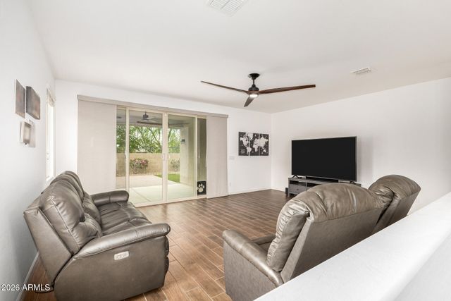 13607 W BRILES Road, Peoria, AZ 85383