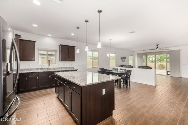 13607 W BRILES Road, Peoria, AZ 85383