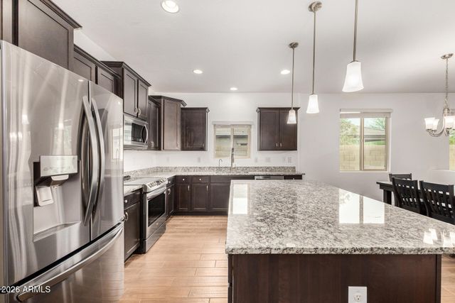 13607 W BRILES Road, Peoria, AZ 85383