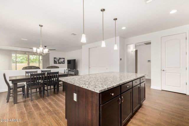 13607 W BRILES Road, Peoria, AZ 85383