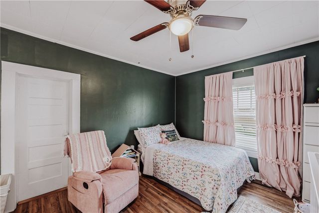 310 N Chestnut Street, Seneca, SC 29678