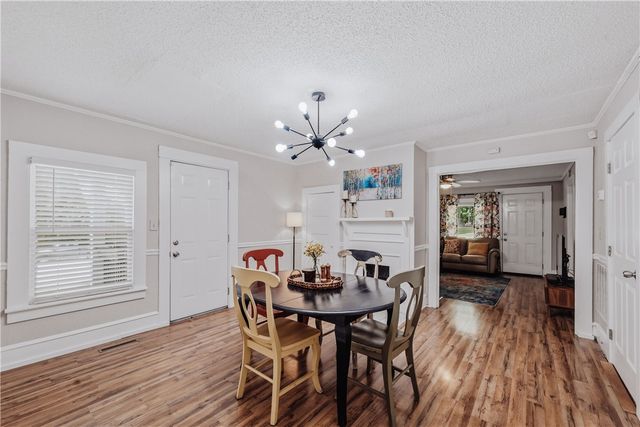 310 N Chestnut Street, Seneca, SC 29678