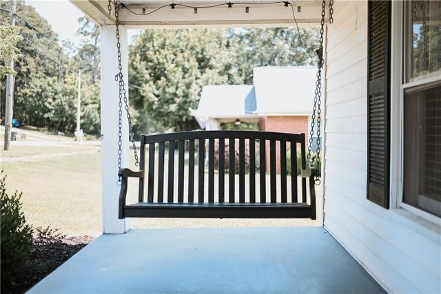 310 N Chestnut Street, Seneca, SC 29678