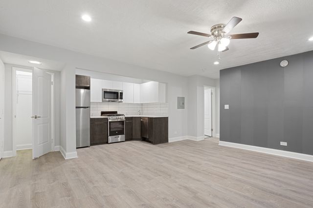 7606 N Eastlake Terrace 2B, Chicago, IL 60626