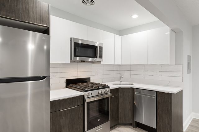 7606 N Eastlake Terrace 2B, Chicago, IL 60626