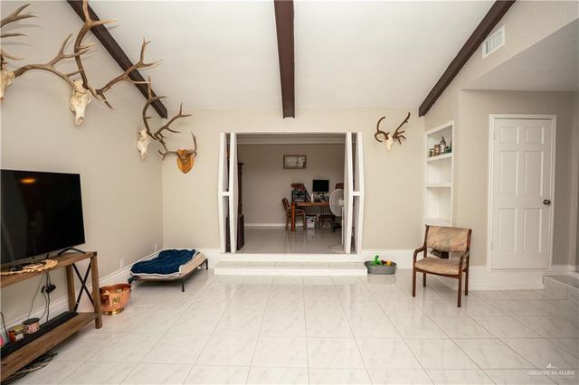 813 W 13th Street, San Juan, TX 78589