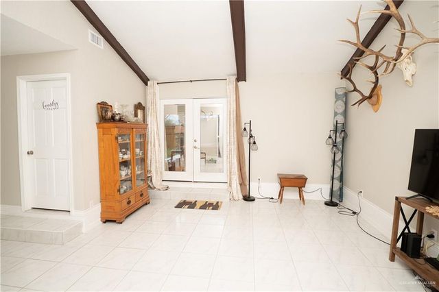 813 W 13th Street, San Juan, TX 78589