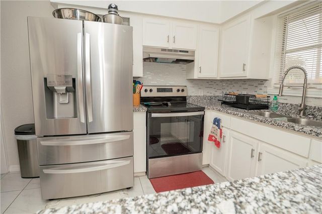 813 W 13th Street, San Juan, TX 78589