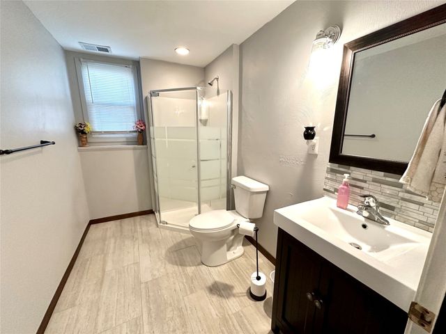 1921 Spencer Street, Grinnell, IA 50112