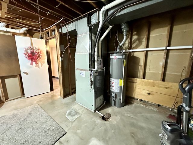 1921 Spencer Street, Grinnell, IA 50112