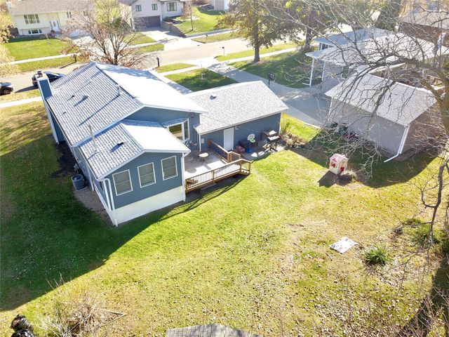 1921 Spencer Street, Grinnell, IA 50112