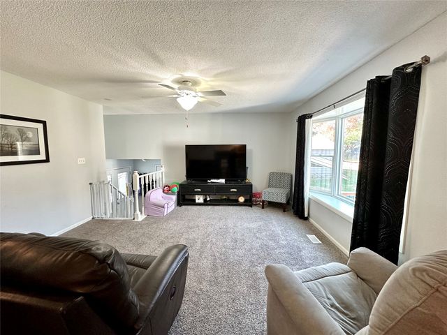 1921 Spencer Street, Grinnell, IA 50112