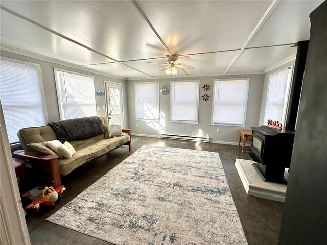 1921 Spencer Street, Grinnell, IA 50112