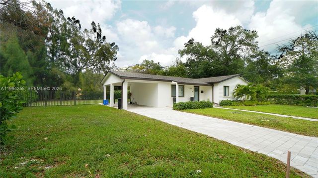 255 Grant Dr, Coral Gables, FL 33133
