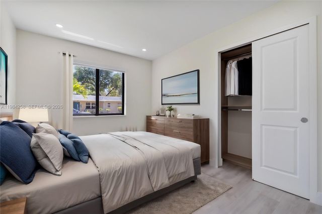 255 Grant Dr, Coral Gables, FL 33133